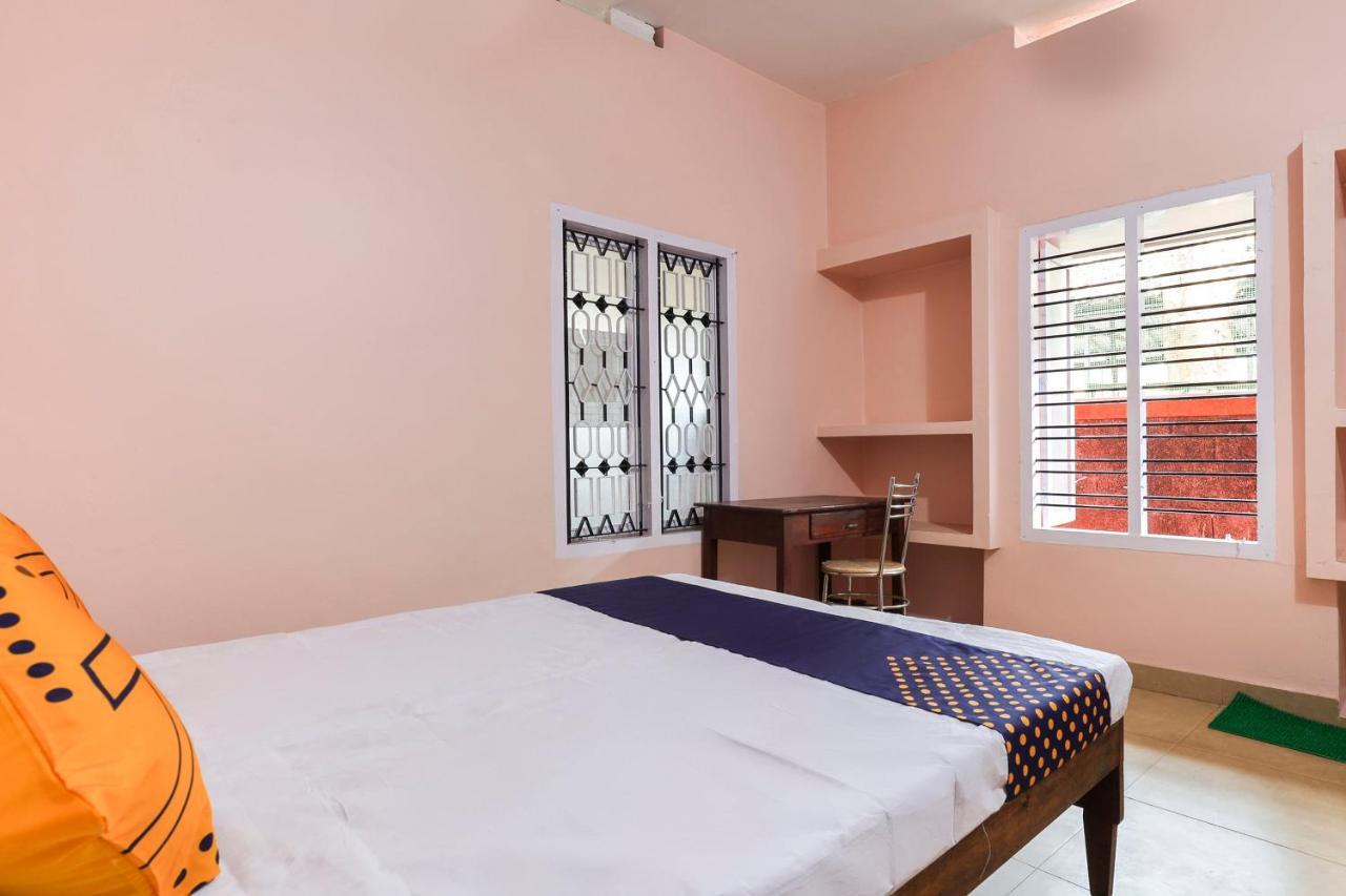 קולאם Spot On 68111 Jeena Motels מראה חיצוני תמונה