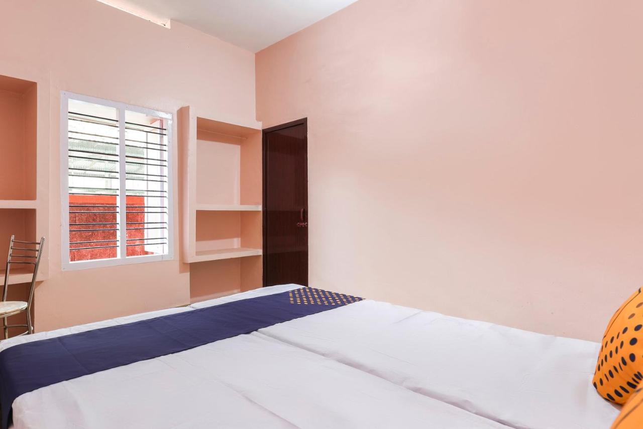 קולאם Spot On 68111 Jeena Motels מראה חיצוני תמונה