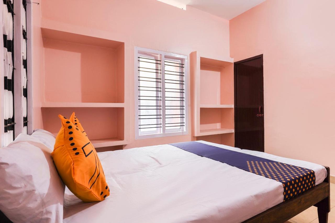 קולאם Spot On 68111 Jeena Motels מראה חיצוני תמונה