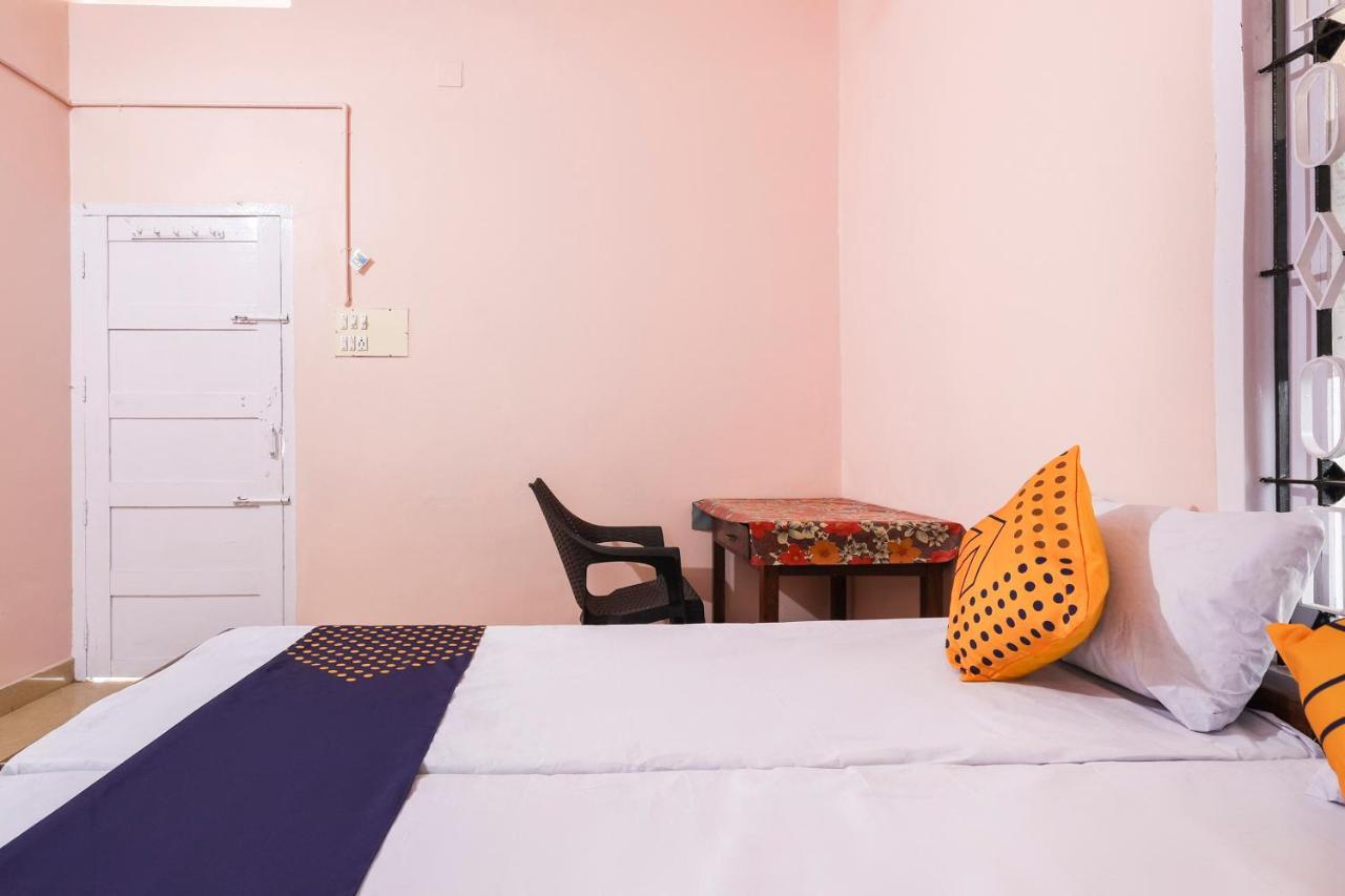 קולאם Spot On 68111 Jeena Motels מראה חיצוני תמונה